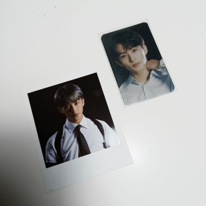 (BOOKED) Mark Airpods Case WTMC