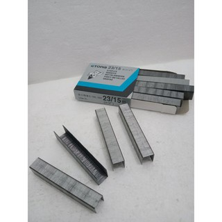 

Isi Hecter etona/ anak staples etona