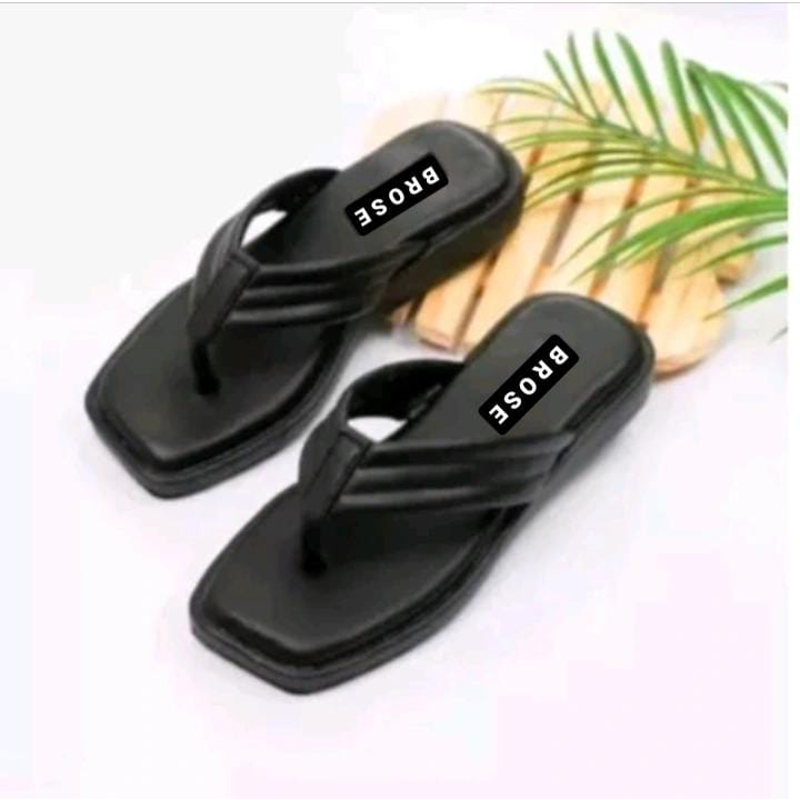 Sandal Wedges Kicker Wanita Kekinian Beli 1 Gratis 1