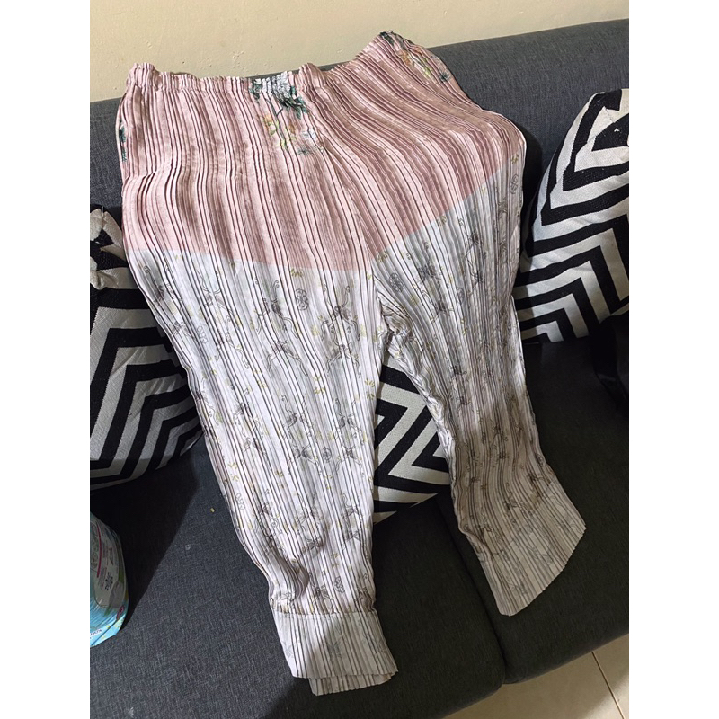 preloved Joanna Pleated Pants BLUSH Ria miranda pleats l/xl