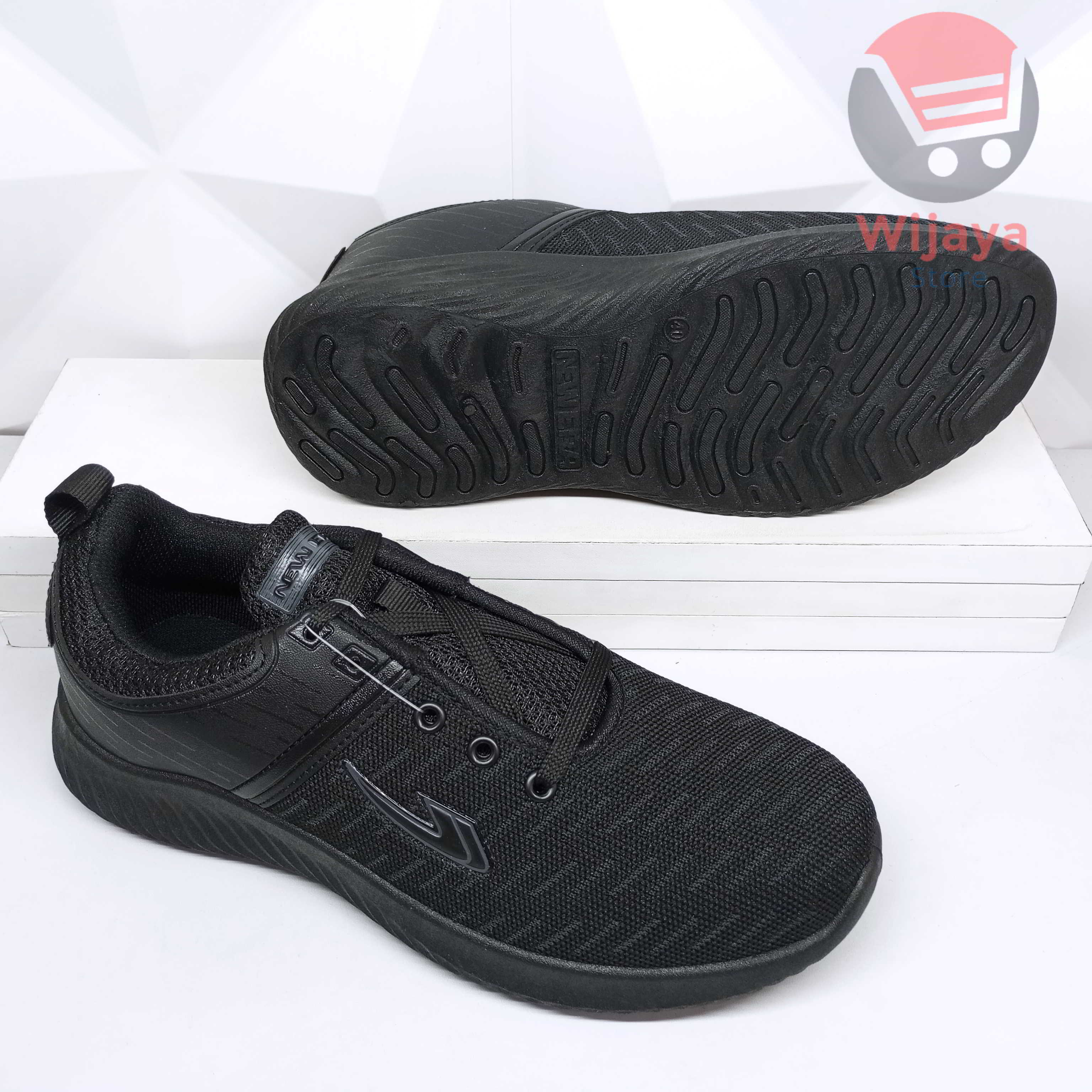 Sepatu Sneaker Sekolah New Era 39-43 Desain Hitam Polos Putih dengan Kualitas Terbaik untuk Anak Sekolah ALPHARD KING ARTHUR CHARLES AUDI