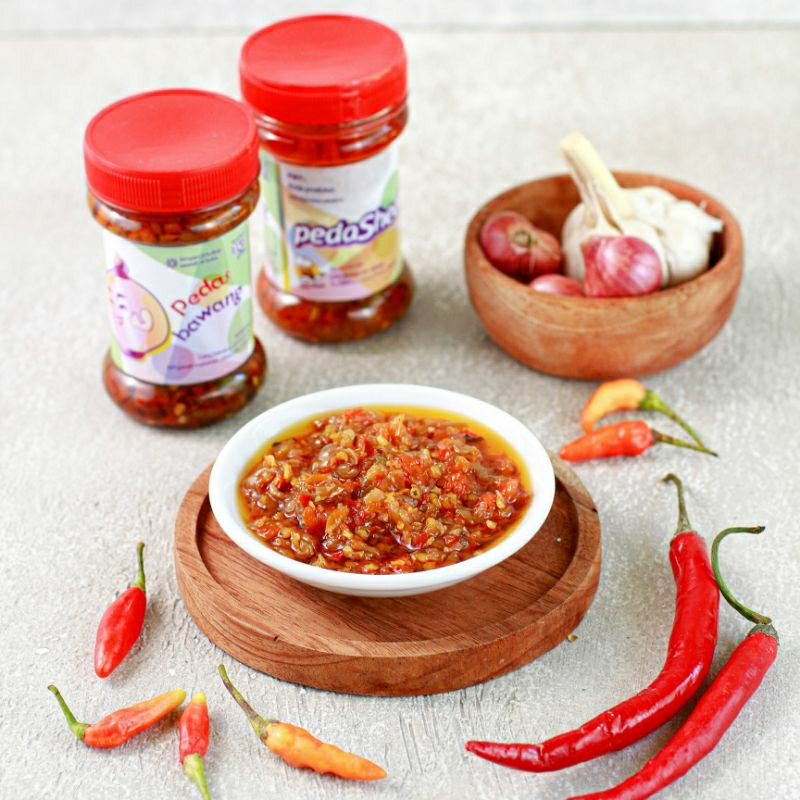 

Sambal Bawang Siap Saji (Pedashedap Bawang) by Dapoer Ashedap Kemasan Botol Khas Surabaya