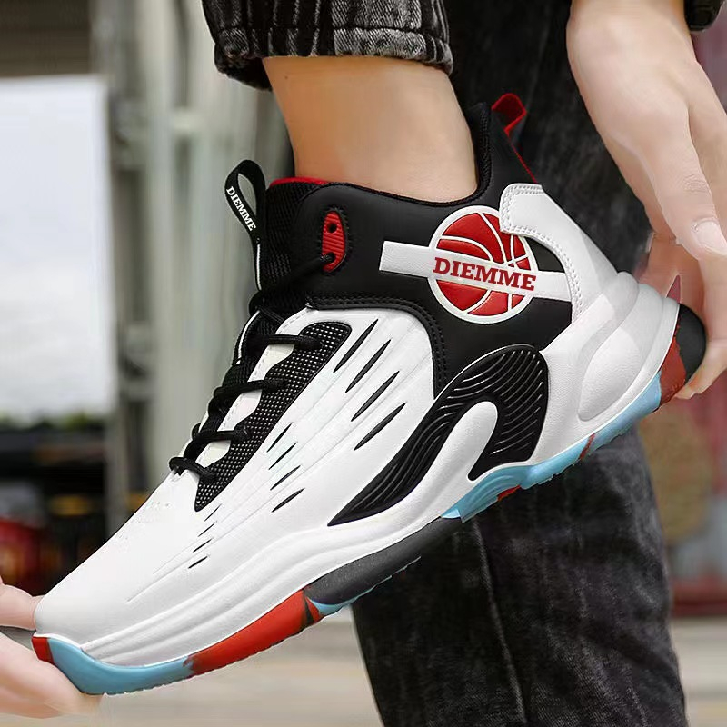 BSS Sepatu Cowok Fashion Sneakers