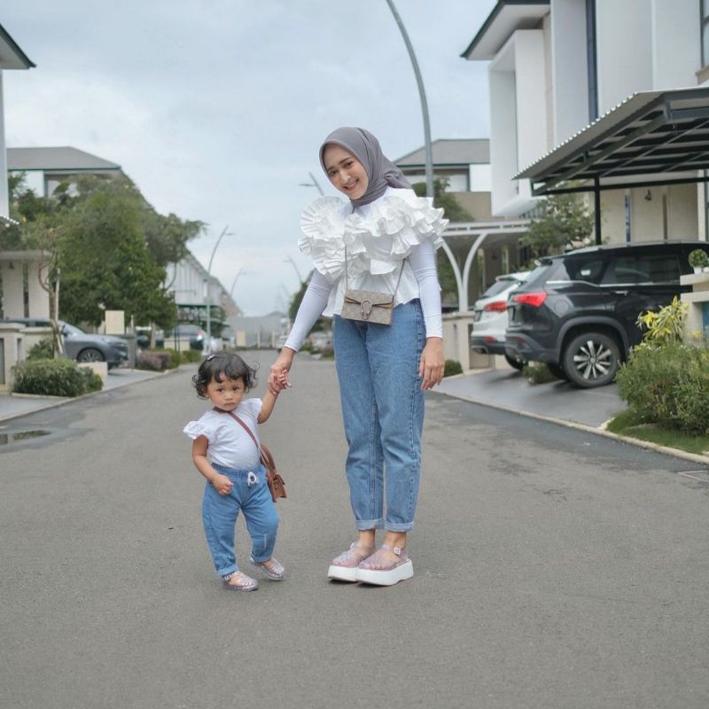 CELANA PANJANG ANAK SOFT JEANS RIPPED CHINOS PREMIUM MURAH BAGUS KEREN LEMBUT