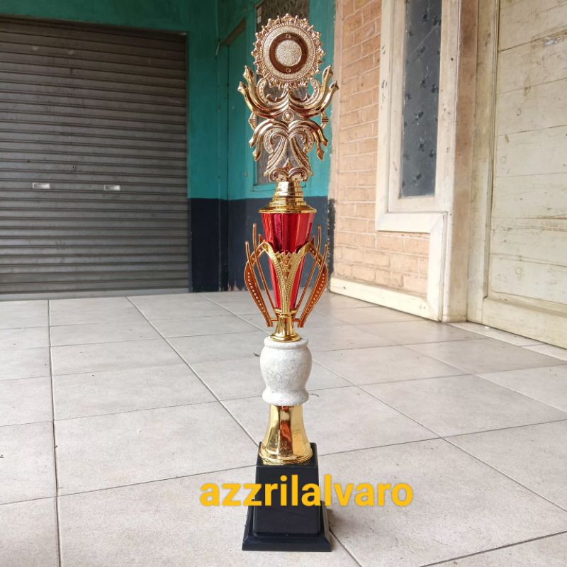 Piala 102 fg13 + onix 7cm