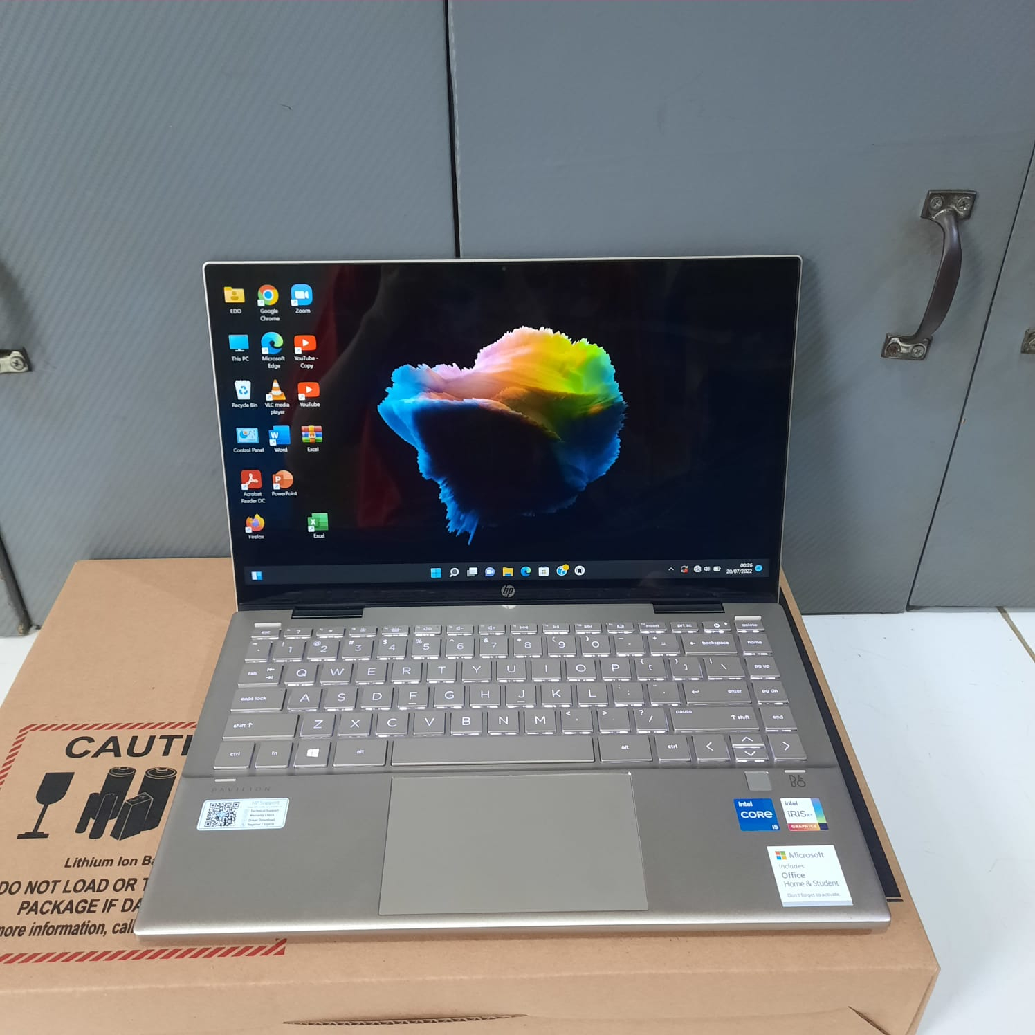 Laptop HP Pavilion X360 14-dy0064TU 2In1 Core i5-1135G7 Ram 8/512Gb BERGARANSI