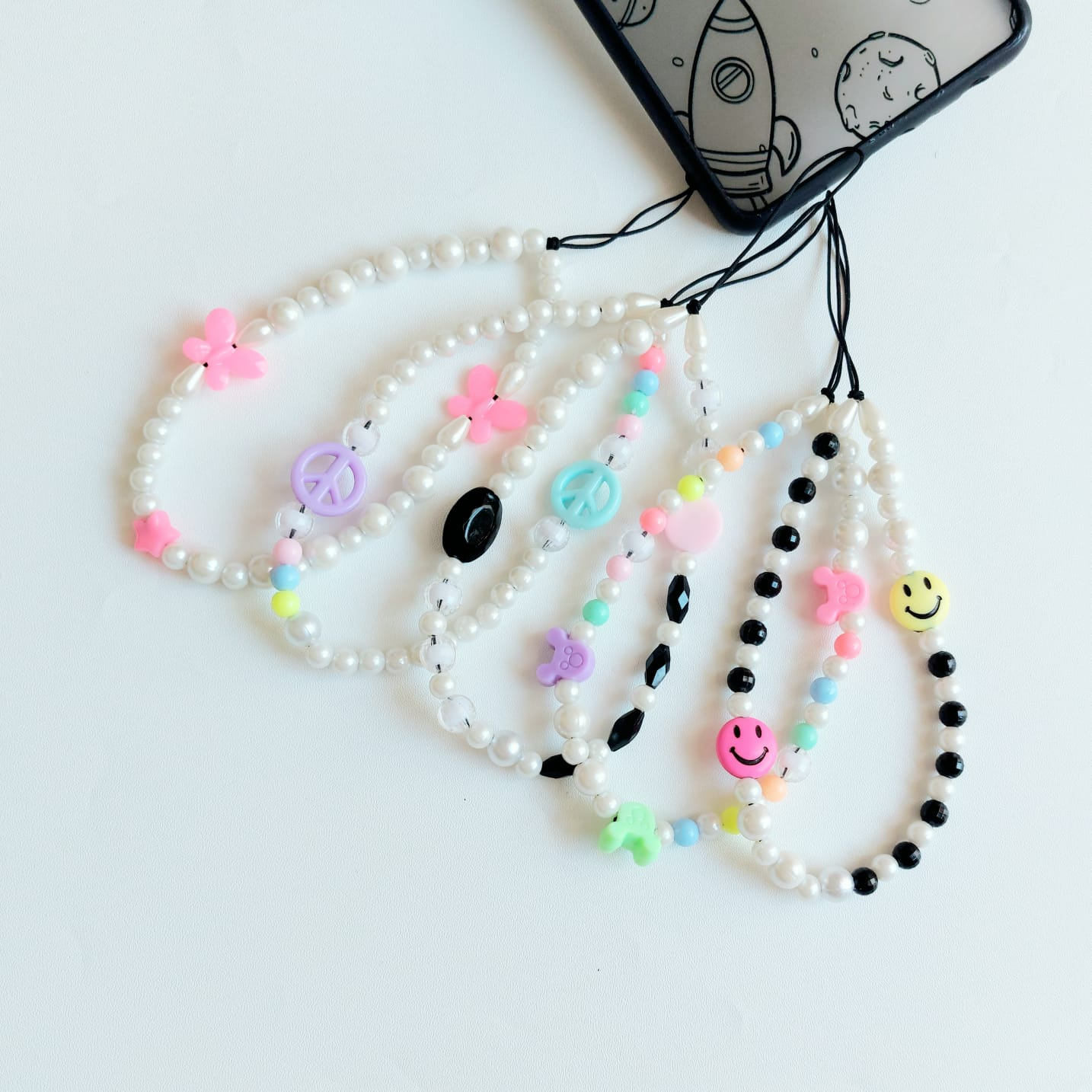 Gantungan Hp / tali hp korea/ hanger hp strab hp blackpink / Strap Phone Pearl / Gantungan Case Hp Mutiara / Gantungan Case Hp Tangan Model Mutiara