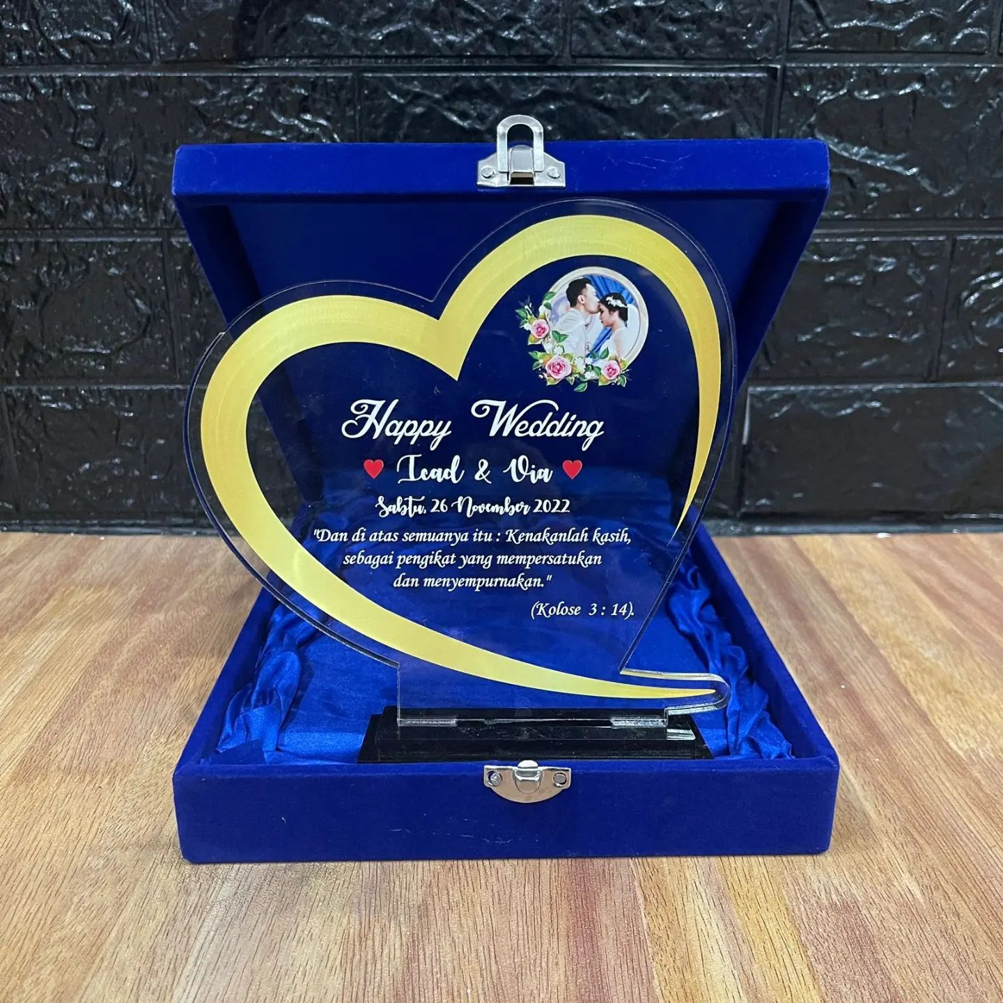 Plakat akrilik, Kado wedding, kado pernikahan, kado ulang tahun, plakat akrilik custom, souvenir