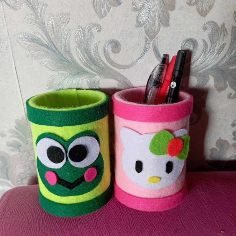 

Tempat pensil bahan kaleng bekas / prakarya sekolah / karajinan tangan