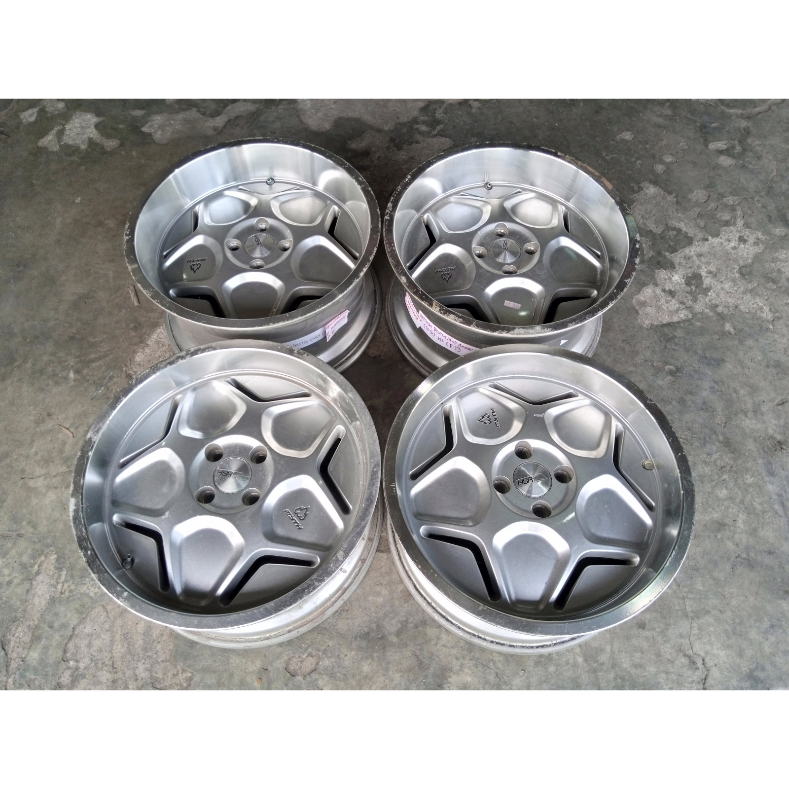 Velg Mobil Racing Celong HSR Myth04 Ring 17 Pcd 4x100