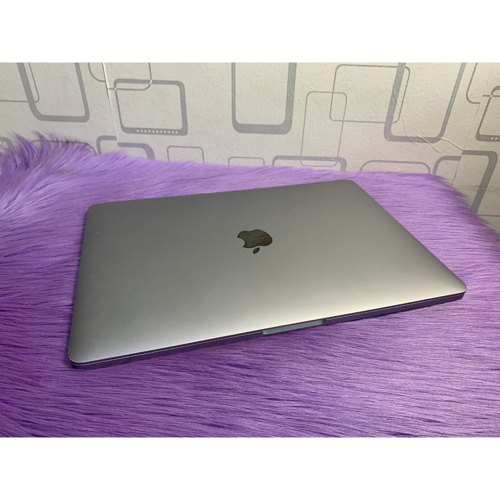 MacBook Pro Retina 2016 13in Core i7 16GB SSD 512GB TouchBar Not 2017