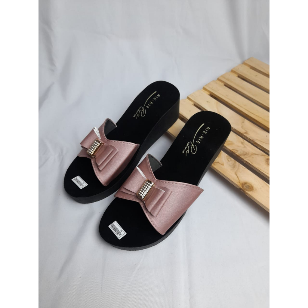 SANDAL WEDGES WANITA SLOP PITA CANTIK