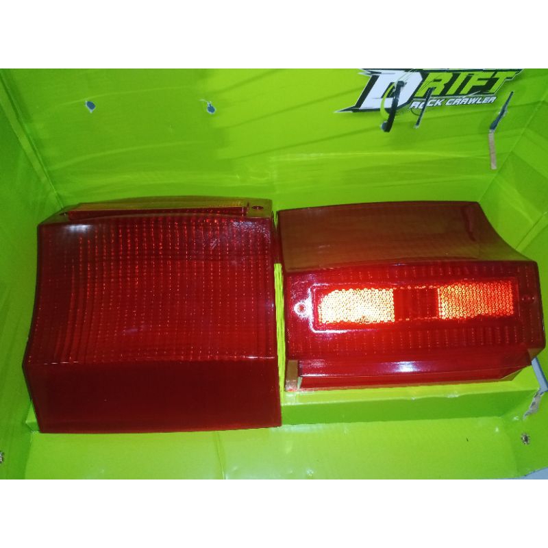 Mika Lampu Belakang Vespa Excel / Kaca Lampu Belakang Vespa Excel