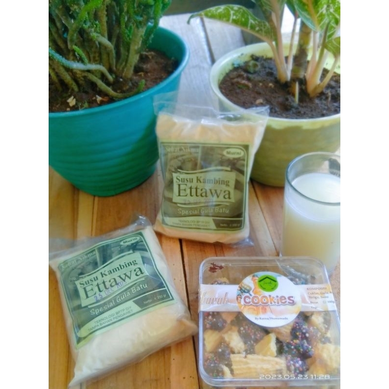 

Susu Kambing Etawa Gula Batu, Tanpa Krimer (250 gram)