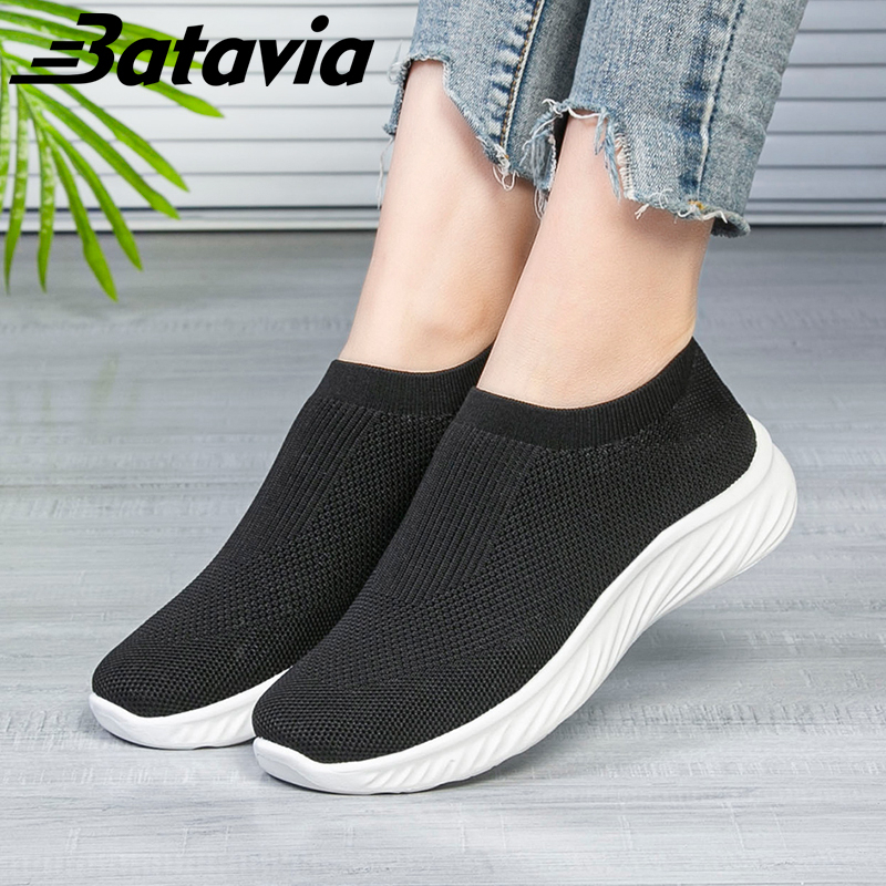 Batavia Sepatu wanita sport keren terbaru model fly woven slip on merk sepatu sekolah warna hitam ringan N6