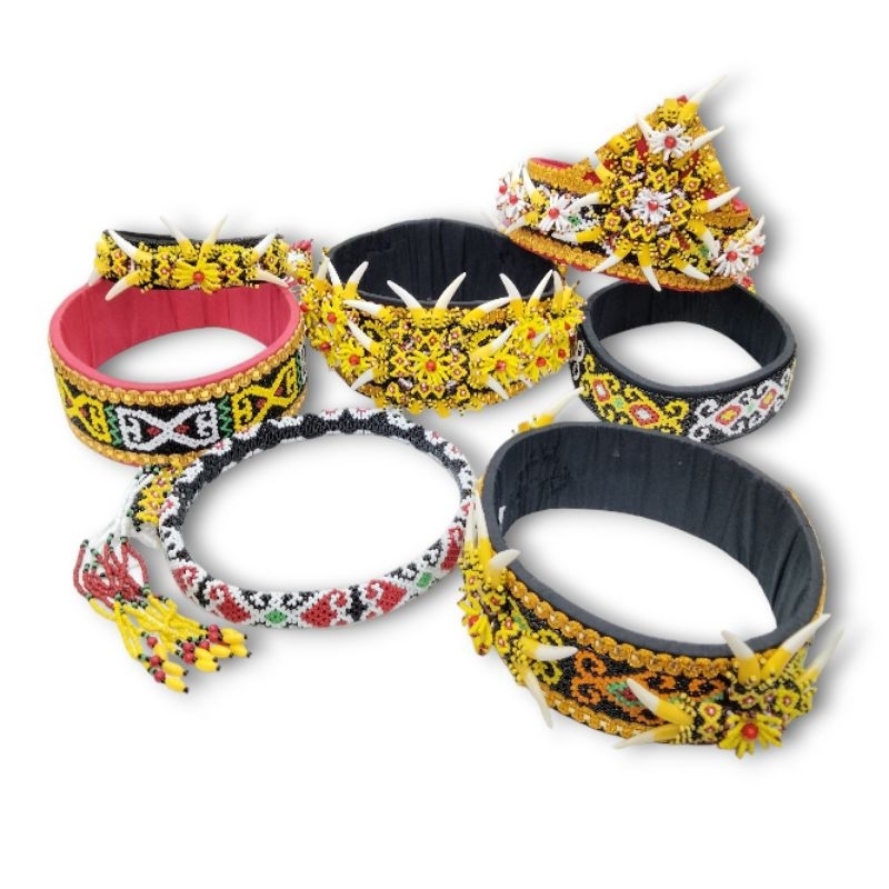 Topi Adat Dayak Etnik Kalimantan Lawung Sasirangan Aksesoris Kepala