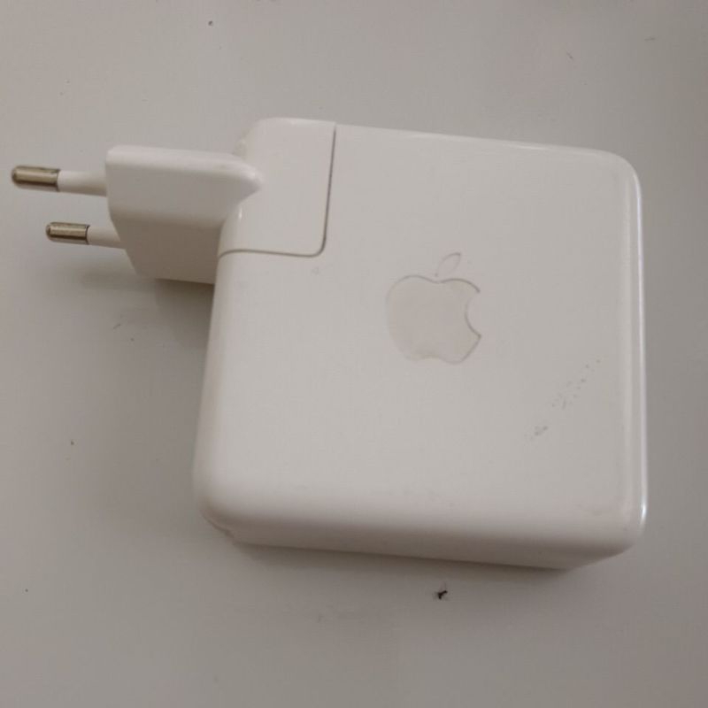 Charger Leptop Apple