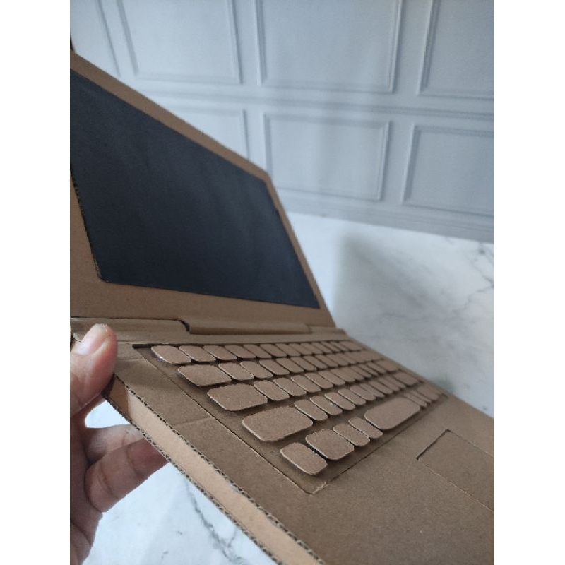 

PO laptop kardus| Replika laptop | dekorasi | Prakarya sekolah