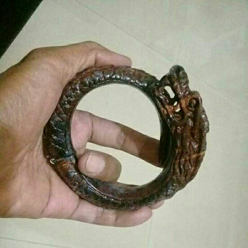 GELANG KAYU UKIR NAGA