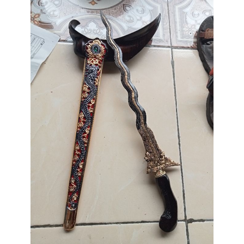 KERIS NAGA KEMBAR PAMOR BANYU MILI