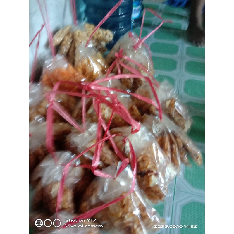 

kripik singkong serba seribu