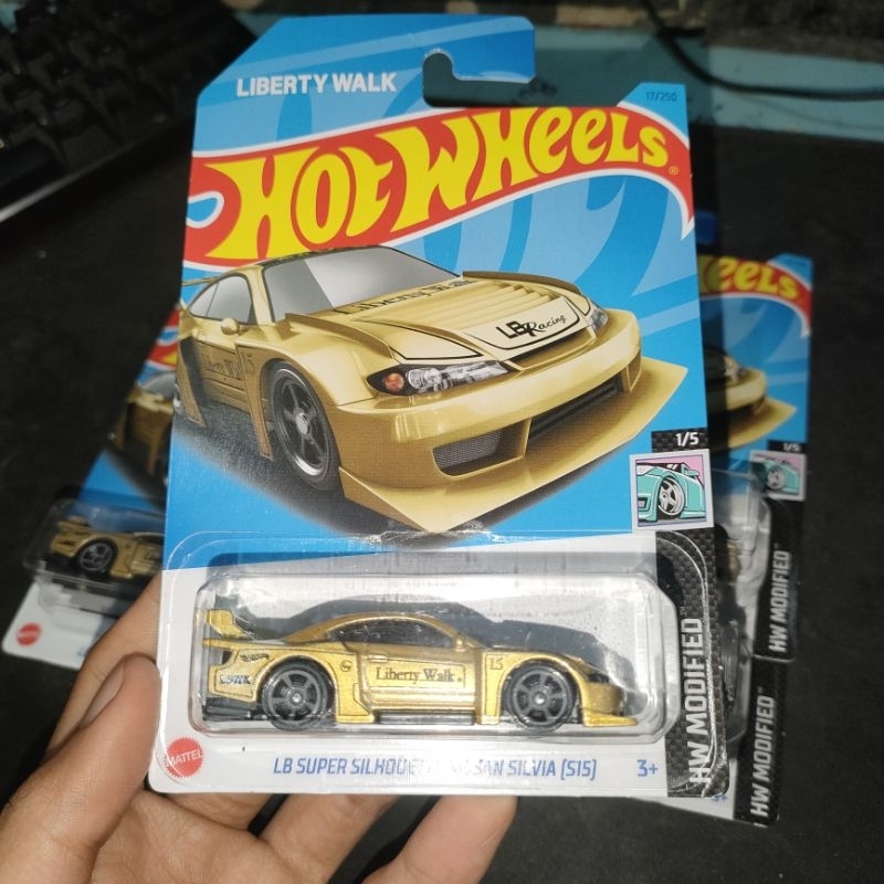 hotwheelsNissanSilviaS15LBWK