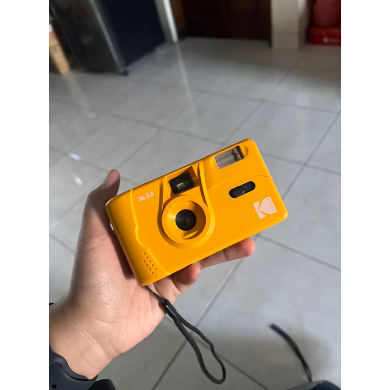 kamera analog kodak m35 preloved