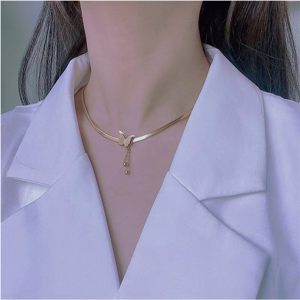 COD Kalung Titanium Asli Wanita Anti Karat Emas 18k Berlian Beruntung Karakter Aksesoris D824