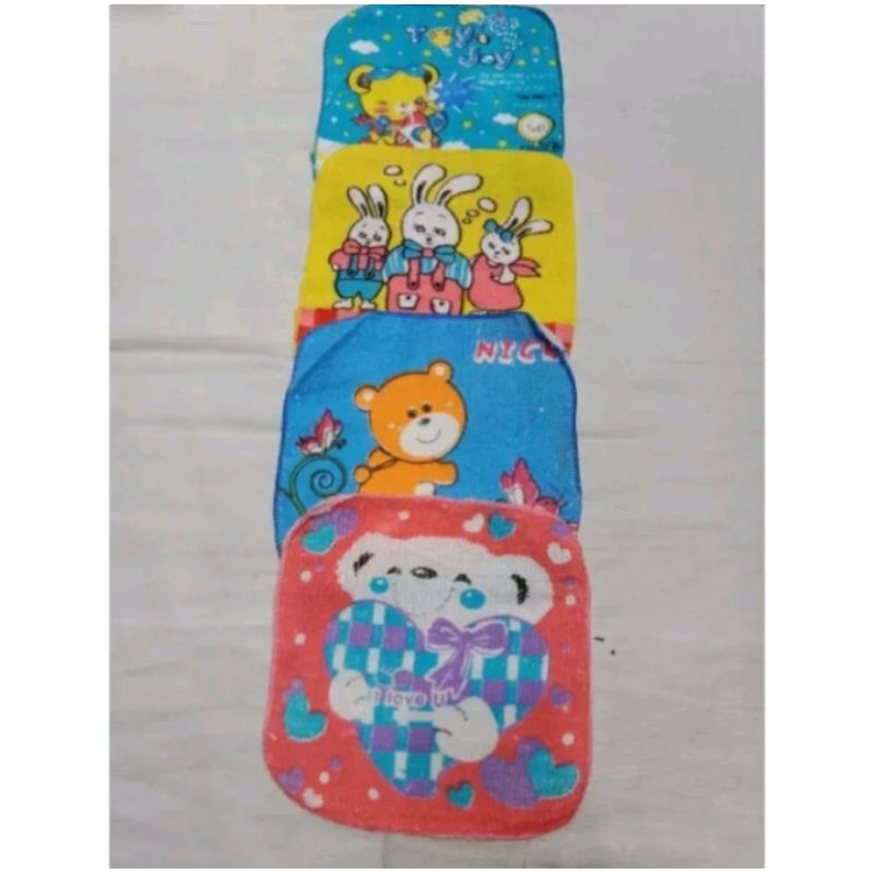 sapu tangan kecil / lap tangan / handuk kecil / handuk tangan / handuk keringat / lap kecil