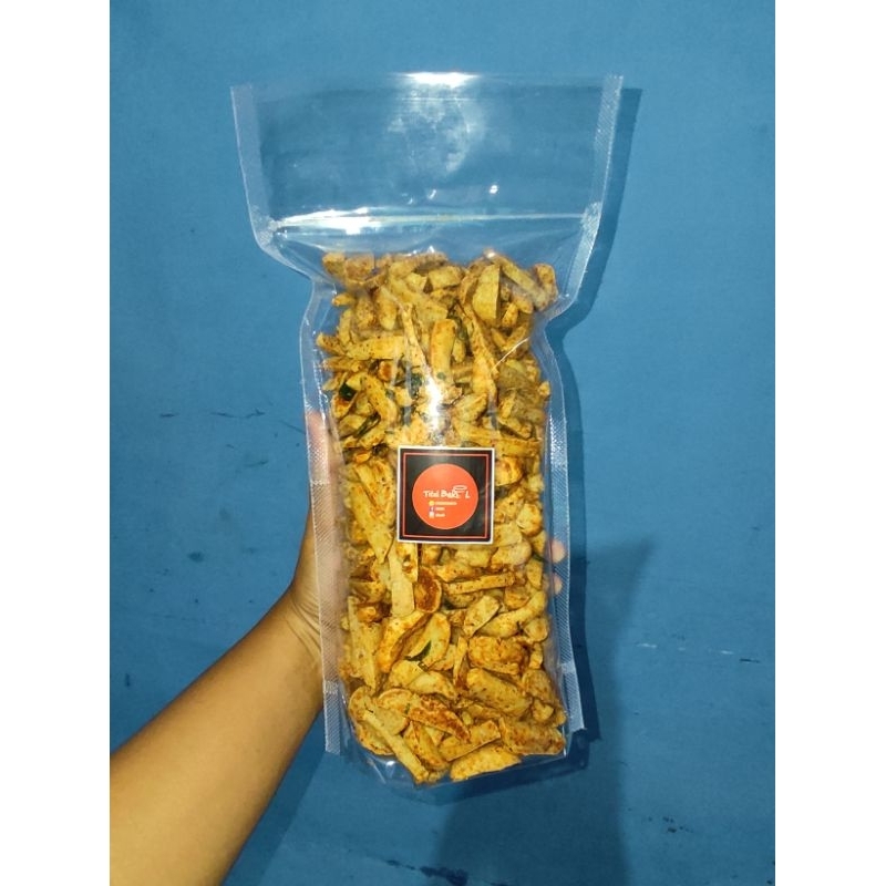 

Basreng pedas daun jeruk (1kg)