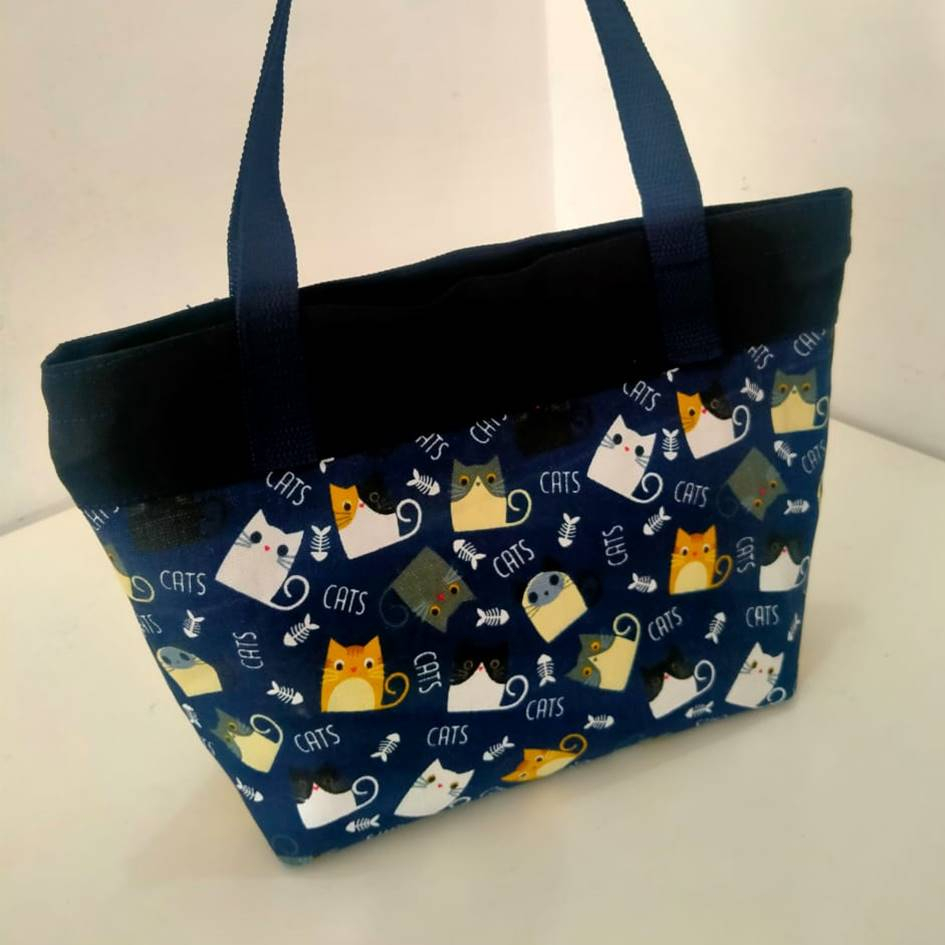 TAS KANVAS NAJLA MOTIF KUCING BIRU. Riens Collections