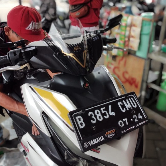 Visor Wind Shield Yamaha Aerox 155 Carbon Twotone Windshield Winsil Aerox 155 2 Tone Two Tone Carbon Karbon Aksesoris Motor Yamaha Aerox 155