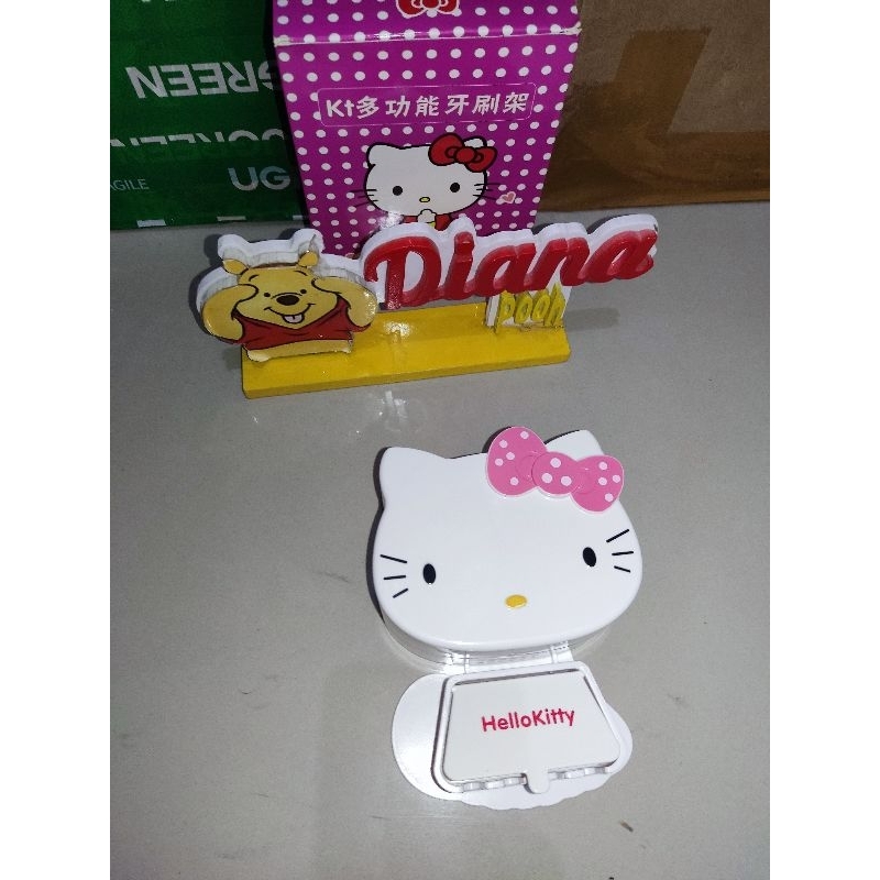tempat sikat gigi hello kitty