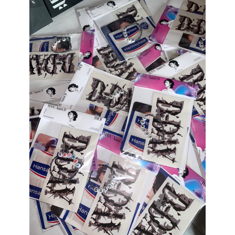 

STICKER TRANSPARAN D-DAY AGUSTD SUGA