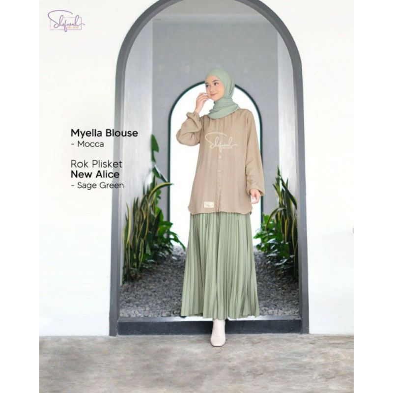 Rok Plisket Alice Series dari Shofwah Daily Wear dengan Material Knitting Derivo dan Karet Pinggang 