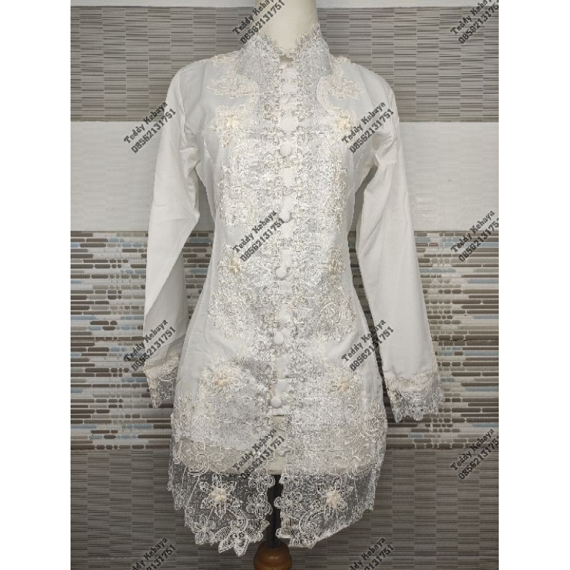 Kebaya bordir premium panjang tangan panjang