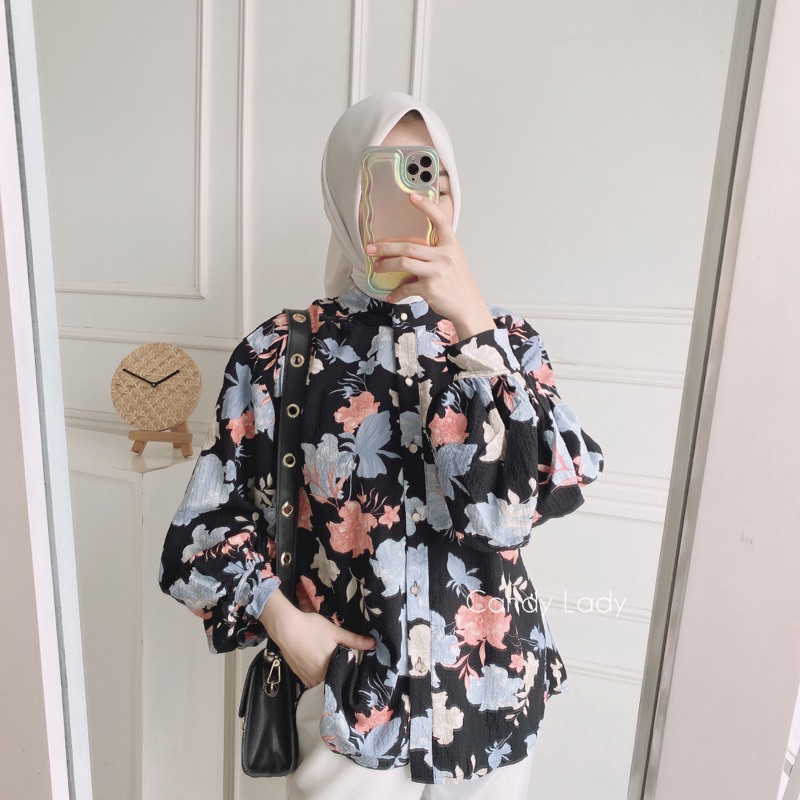 Shiza Oversize Blouse