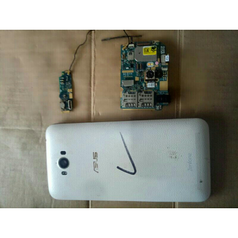 mesin hp Asus Zenfone Z010D MINUS LCD MESIN JAMIN NORMAL