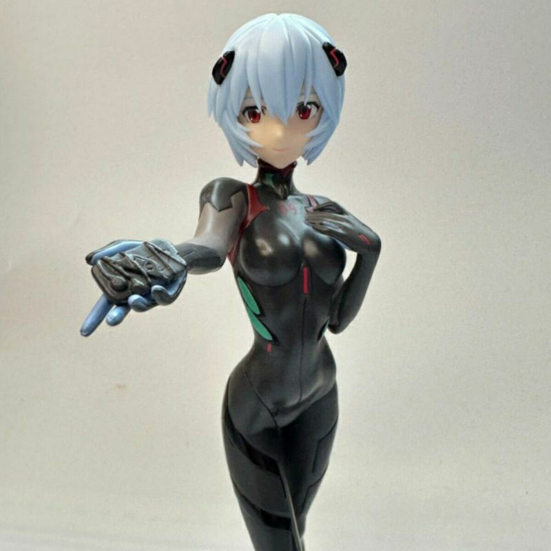 Action Figure Rei Ayanami Evangelion Hand Over