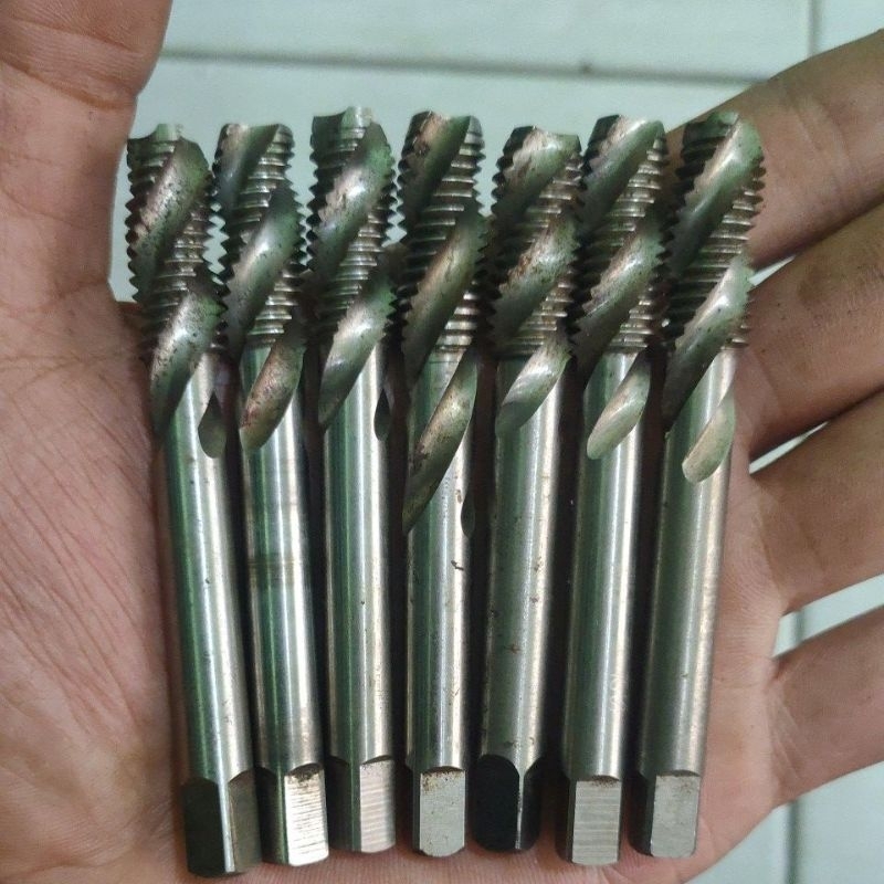 tap spiral m10 x 1.5 hand tap spiral m10 x 1.5