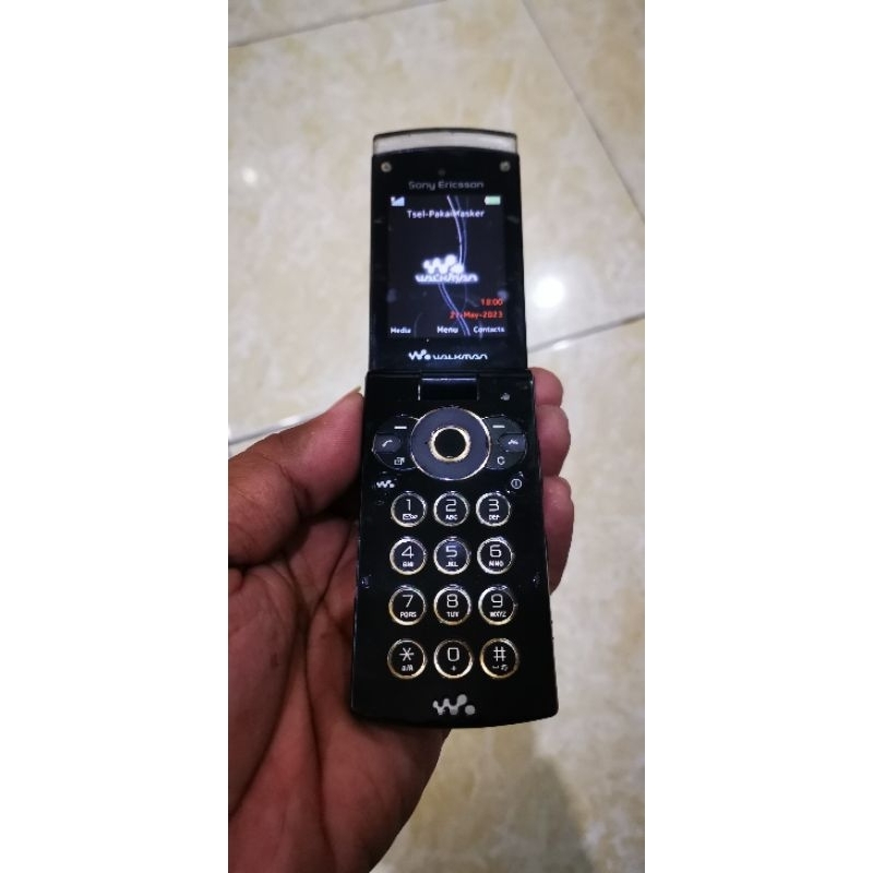 sony ericsson w980