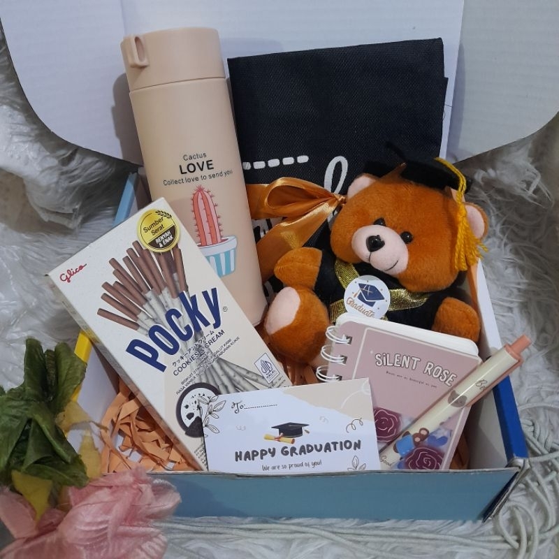 Kado Hampers Wisuda Cewek Bermanfaat Graduation Gift