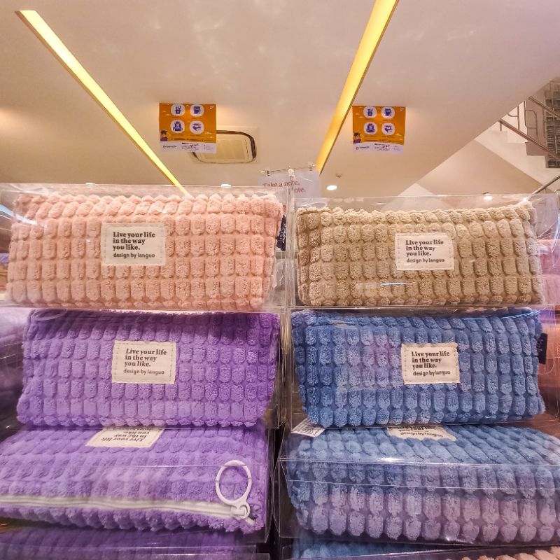 

KAKO PENCASE TRAPEZOID SOFT CUSHION KK-12681