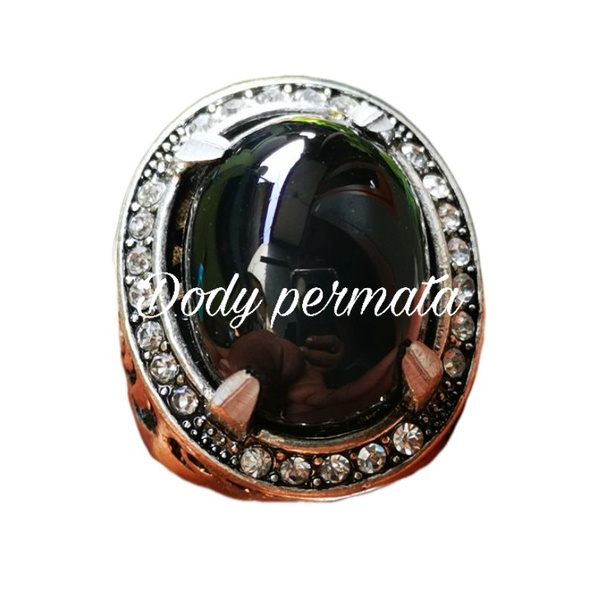 Batu permata natural Black onix