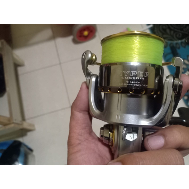 Reel Daiwa exist hyper custom 3012