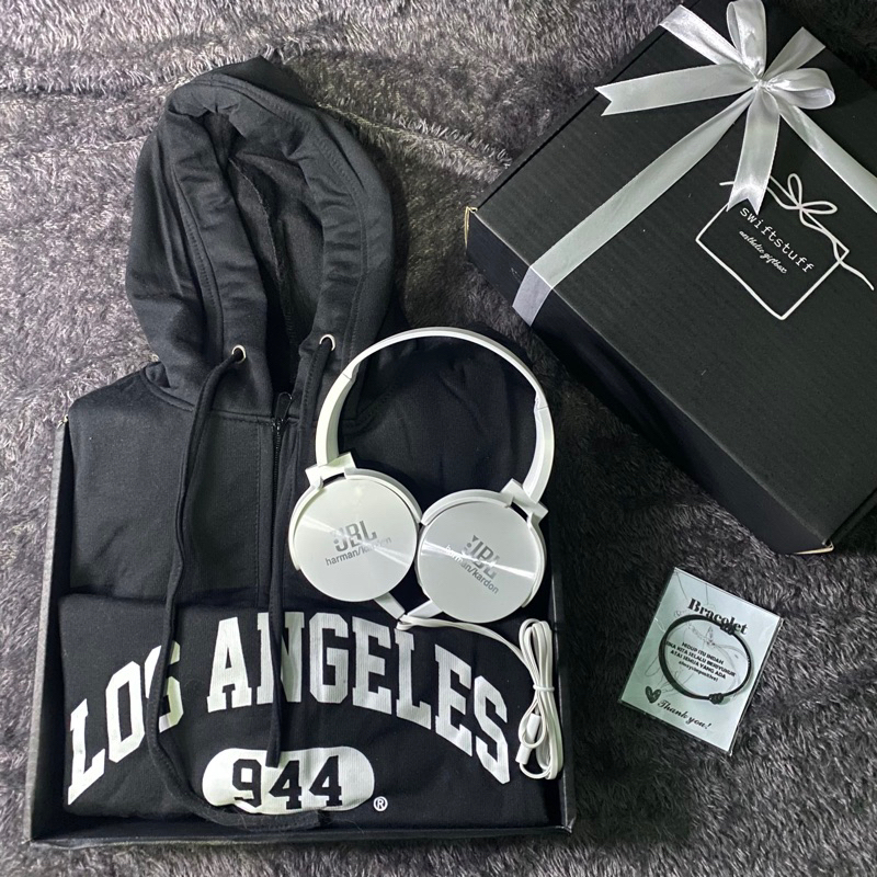 

[HOODIE] GIFT BOX AESTHETIC BLACK PREMIUM HAMPERS