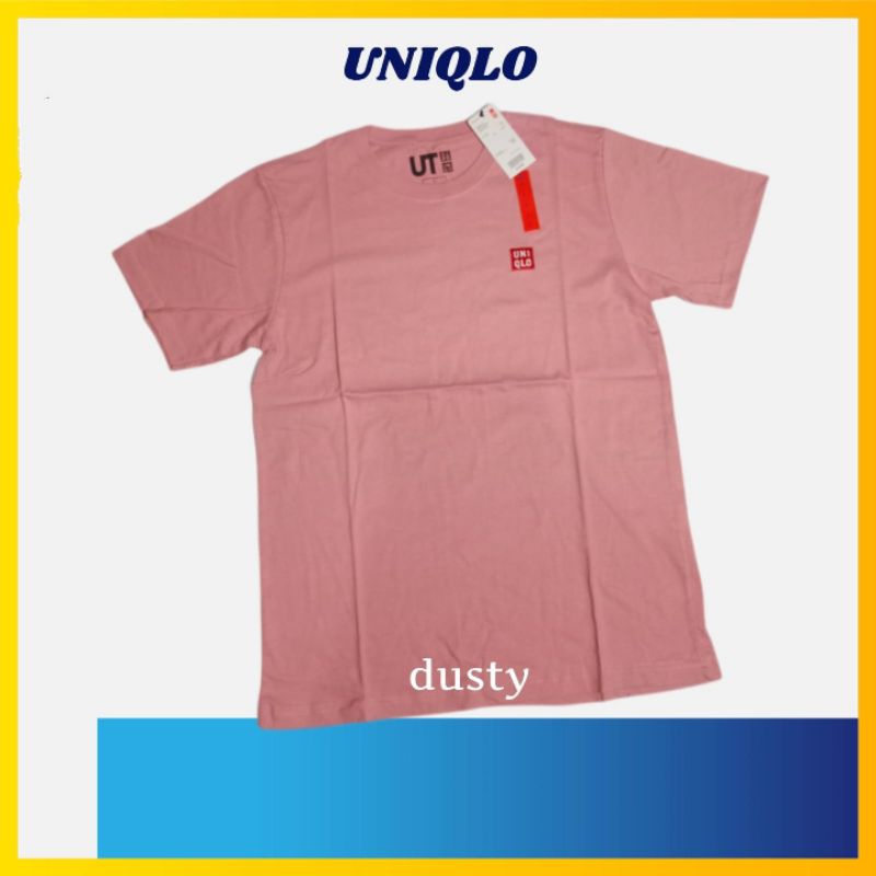 Kaos brand uniqlo