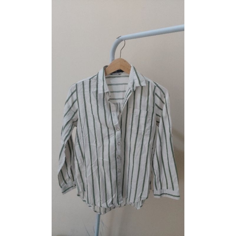 Kemeja Stripe C2 Casual Fit