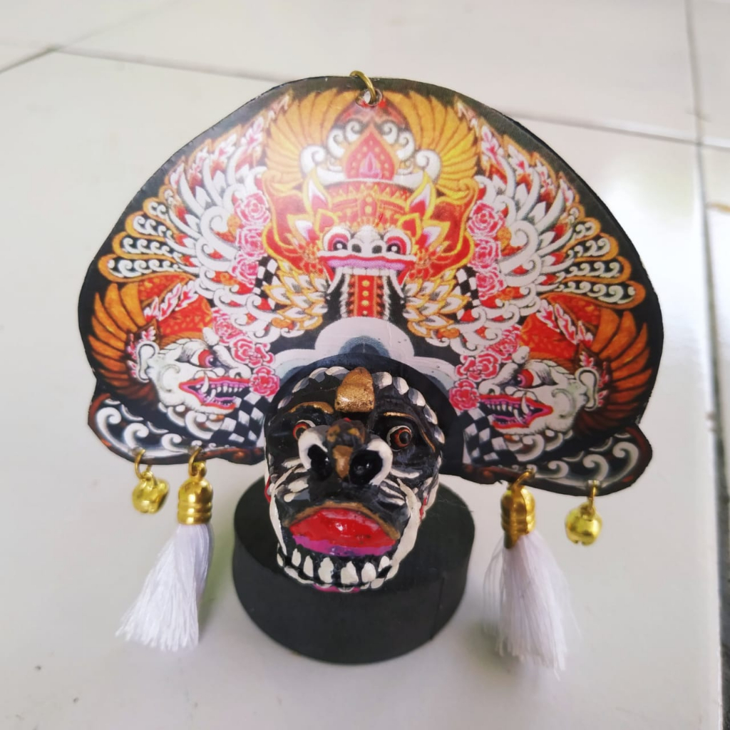 Miniatur barongan jawa devil putih