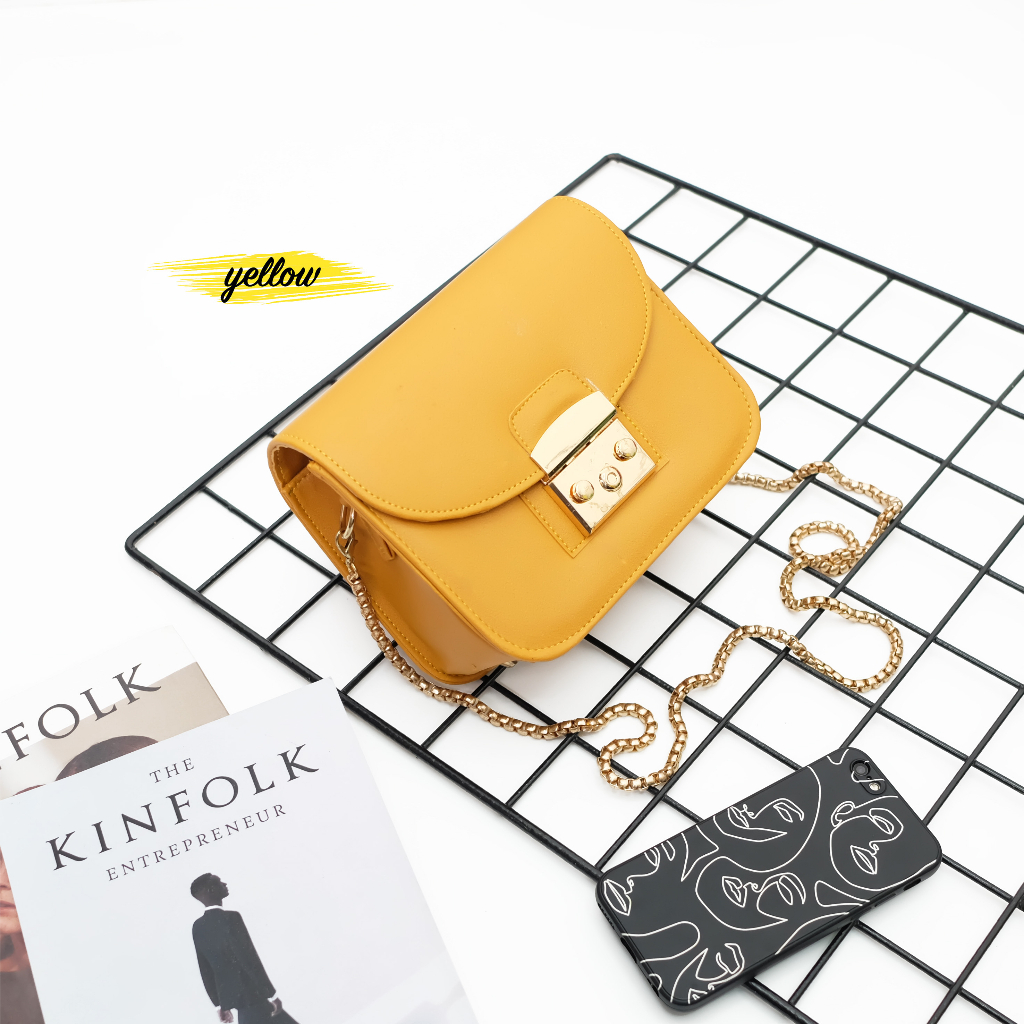 Sling bag Renata - Tas Selempang Wanita Rantai